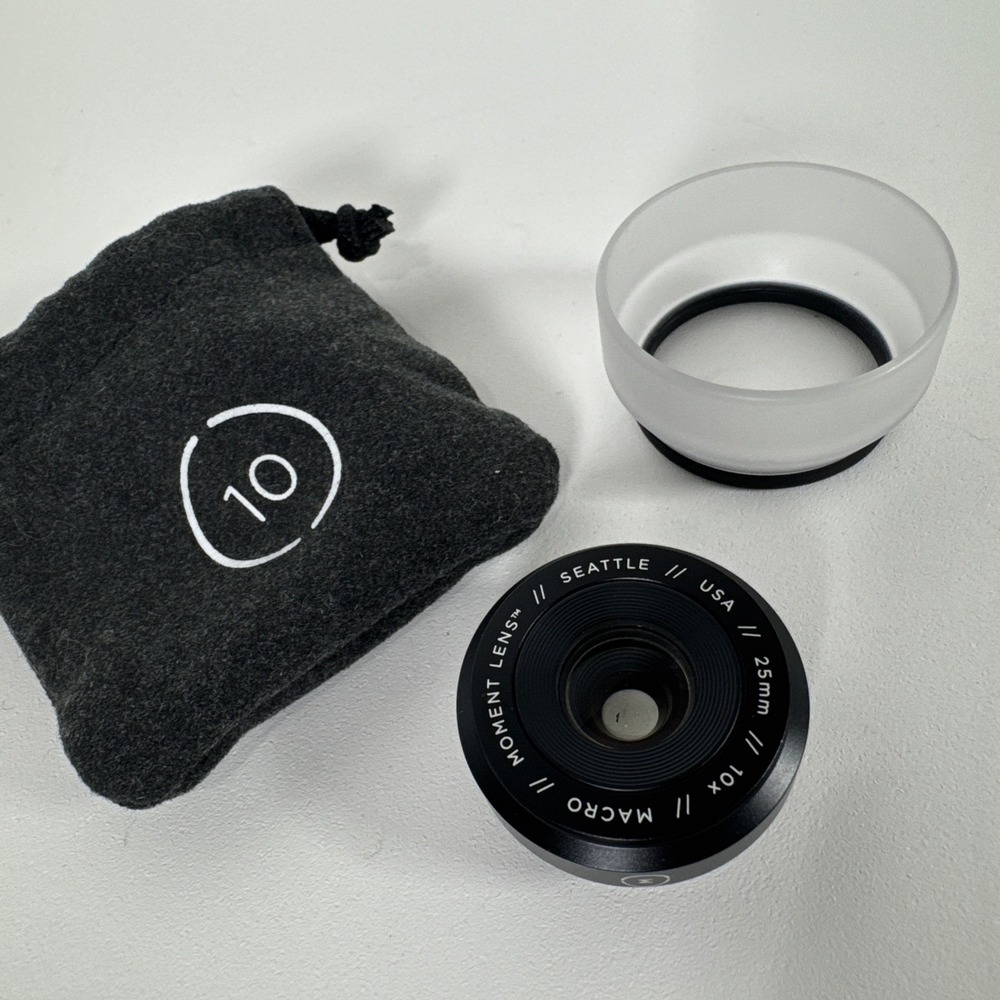 Moment M-Series Macro Lens with Storage‎ Pouch 25mm 10x, EUC